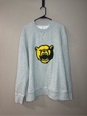 Baylor Bears Gray Crewneck Sweatshirt with Tufted Bear
